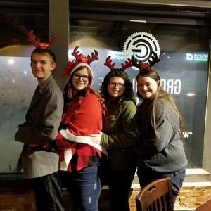 Meet your Posher, Bailey